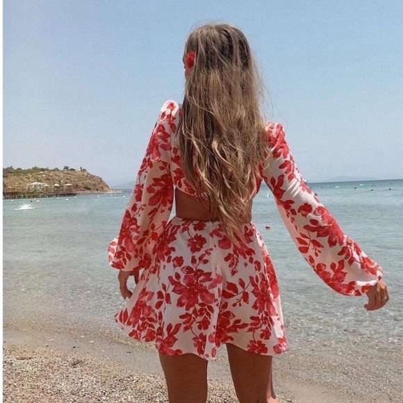 Red Floral Print Long Sleeve V-Neck Open Back Cutout Mini Dress - Picture 10 of 14